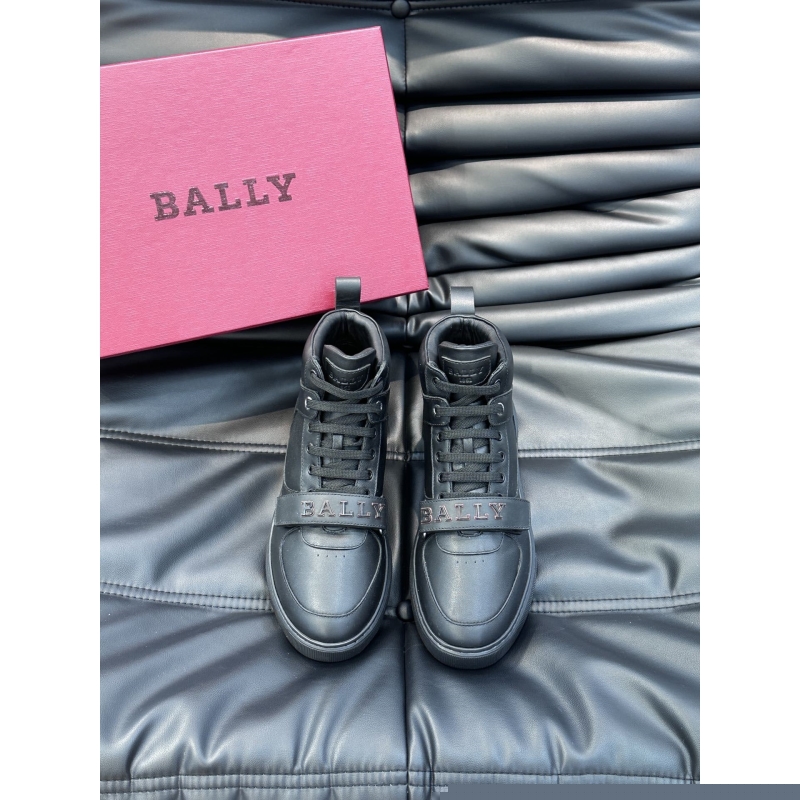 B**rry sneakers